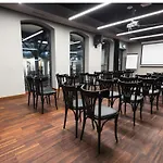 Western Mariacki Hotel