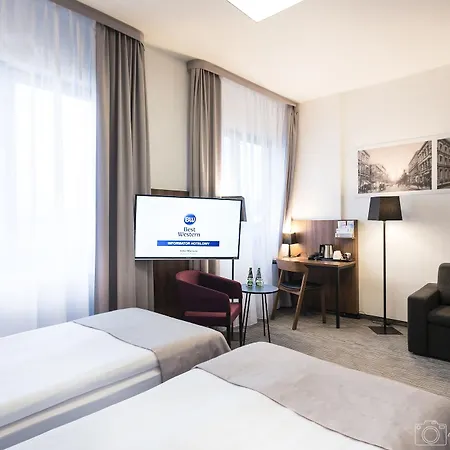 Hotel Western Mariacki 3*