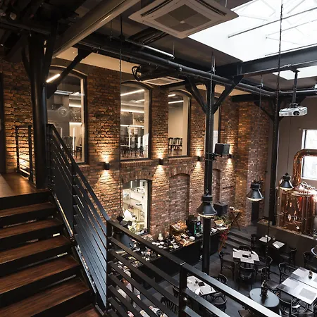 Western Mariacki Hotel