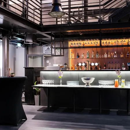 Western Mariacki מלון