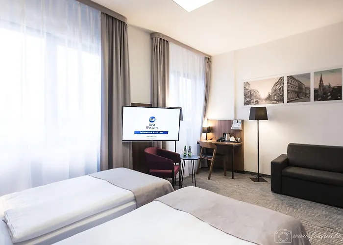 Ξενοδοχείο Western Mariacki 3*