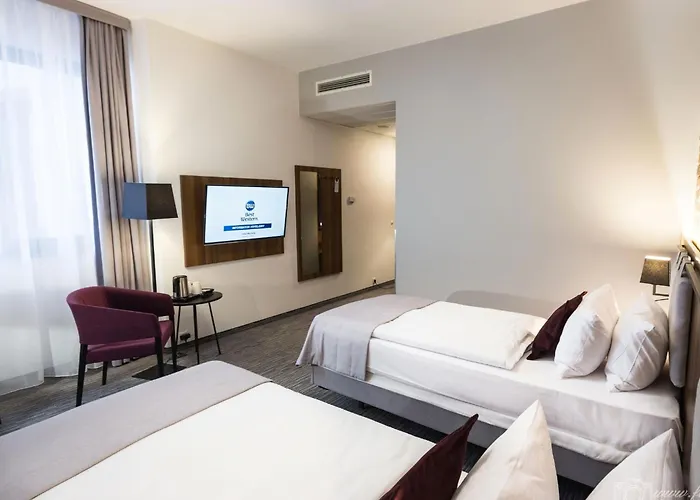 Hotel Western Mariacki 3*