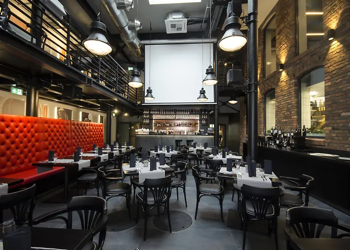 Western Mariacki Hotel 3*