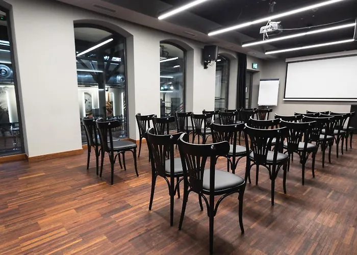 Western Mariacki מלון